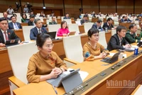 Đại biểu Quốc hội tham dự phiên họp. (Ảnh: DUY LINH)