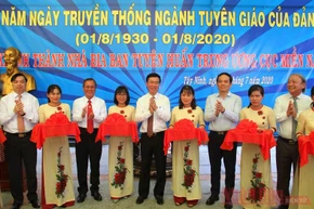  Ban Tuyên giáo T.Ư cũng tổ chức lễ khánh thành công trình tu bổ, tôn tạo Di tích Ban Tuyên huấn T.Ư Cục miền Nam (Ảnh: MINH ANH)