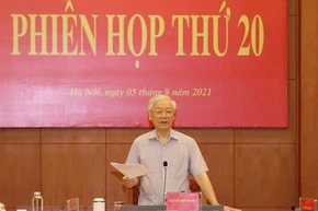 Việc xử lý nghiêm khắc nhiều cán bộ, đảng viên sai phạm không làm "chậm lại" sự phát triển mà ngược lại, là cơ hội để làm trong sạch đội ngũ cán bộ, nâng cao năng lực lãnh đạo và sức chiến đấu của Ðảng. (Ảnh: TTXVN)