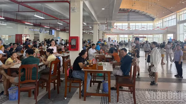 Trạm dừng nghỉ là nhu cầu cấp thiết trên mỗi chặng hành trình dài khi tham gia giao thông.