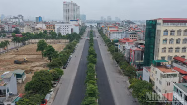 Hà Nội thực hiện phân luồng tuyến đường Văn Cao từ ngày 18/6/2026. (Ảnh: Hữu Chánh)