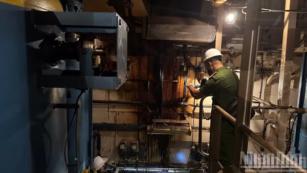 Cơ quan chức năng điều tra làm rõ trách nhiệm của các doanh nghiệp, tổ chức, cá nhân liên quan vụ cháy nổ.