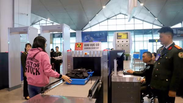 Kiểm soát an ninh hàng không tăng cường cấp độ 1 trên phạm vi toàn quốc trong dịp nghỉ lễ 30/4-1/5 năm 2026.