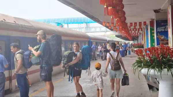 Hành khách đi chặng ngắn được hưởng mức ưu đãi tối đã lên tới 35% giá so với giá vé ban đầu.
