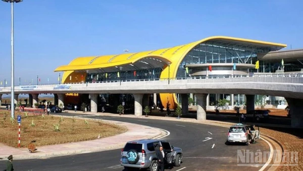 Nhóm chuyên môn chuyên ngành xây dựng: Thẩm định dự án, thiết kế, dự toán xây dựng; kiểm tra công tác nghiệm thu; cấp giấy phép và chứng chỉ hành nghề; quản lý quy hoạch và đấu thầu là 1 trong 6 nhóm thuộc diện luân chuyển cán bộ định kỳ nhằm phòng, chống tiêu cực, tham nhũng.