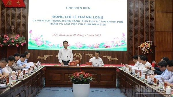 Phó Thủ tướng Chính phủ Lê Thành Long phát biểu tại buổi làm việc với tỉnh Điện Biên vào chiều ngày 8/11.