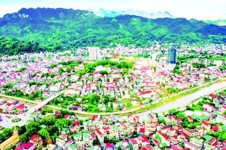 Một góc tỉnh Cao Bằng hôm nay. (Ảnh: THẾ VĨNH)