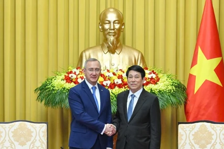 Chủ tịch nước Lương Cường tiếp Thống đốc tỉnh Kaluga, Liên bang Nga. (Ảnh: Thủy Nguyên)