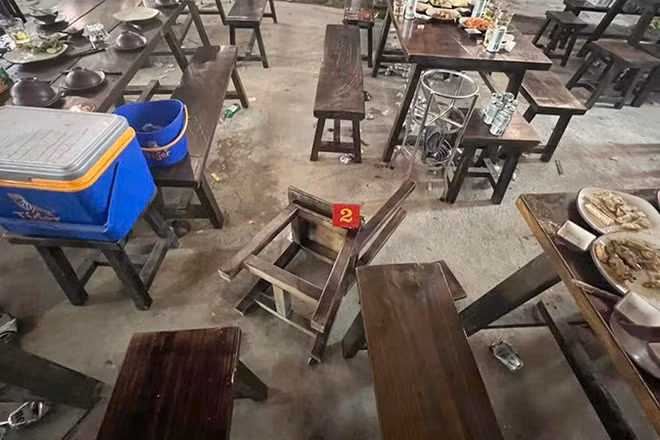 Hiện trường vụ án gây rối trật tự công cộng.