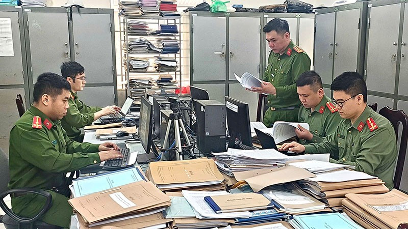 Công an phường Mỹ Đình 2, quận Nam Từ Liêm họp giao ban hằng ngày.