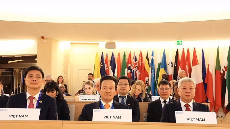 Đoàn Việt Nam tham dự Hội nghị. (Ảnh MOHA)