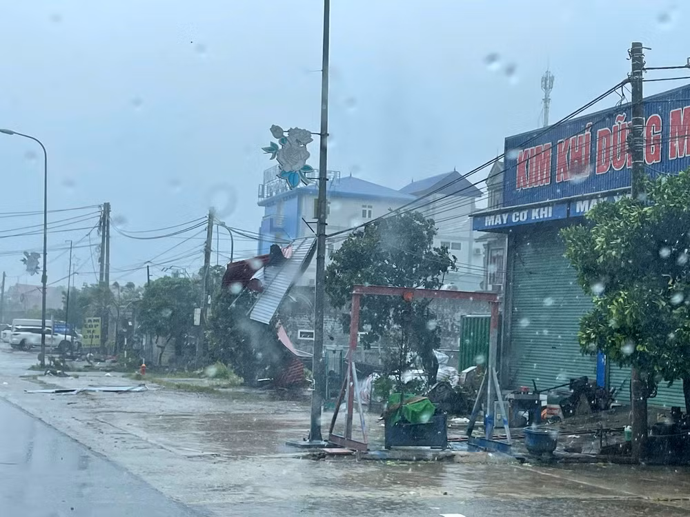 truoc-gio-bao-vao-ha-tinh-1.jpg