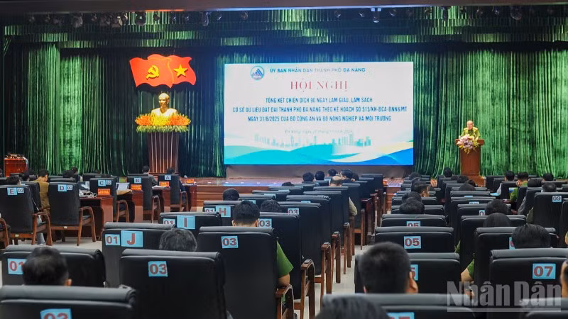 Quang cảnh hội nghị.