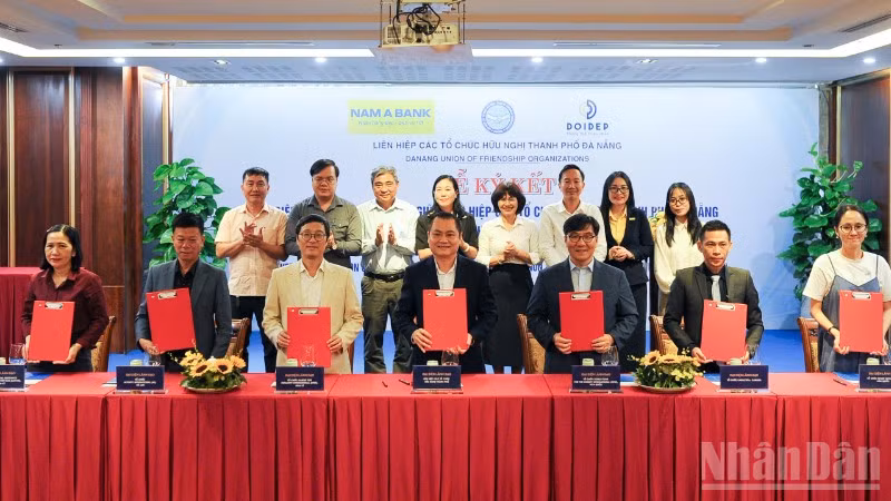 Lễ ký kết Biên bản ghi nhớ hợp tác với các tổ chức phi chính phủ nước ngoài (đợt 2).