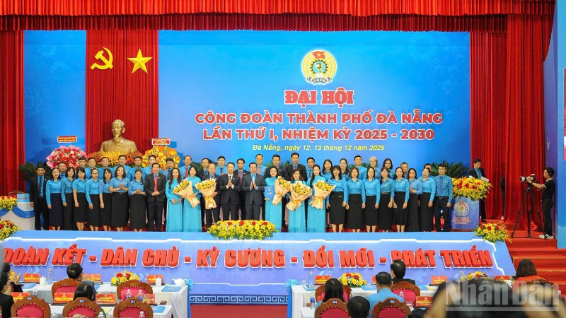 Ban Chấp hành Công đoàn thành phố Đà Nẵng khóa I, nhiệm kỳ 2025-2030 ra mắt tại đại hội.