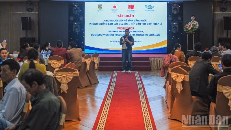 Quang cảnh hội nghị tập huấn.