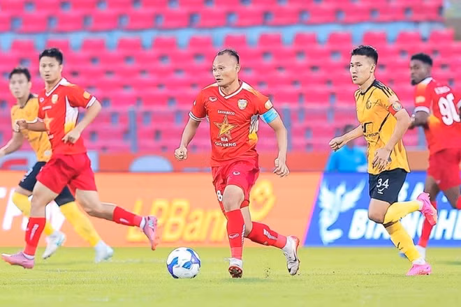 Hồng Lĩnh Hà Tĩnh làm khách Đông Á Thanh Hóa vào lúc 18 giờ ngày 6/3 trên SVĐ Thanh Hóa. (Ảnh: VPF)