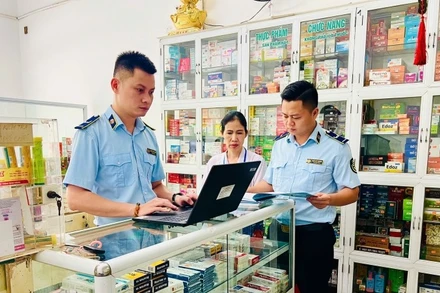 Cục Quản lý thị trường tỉnh Thái Nguyên kiểm tra mặt hàng dược phẩm, mỹ phẩm, thực phẩm chức năng...