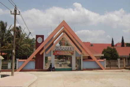 Các trường trung học phổ thông trên địa bàn 15 huyện, thị xã, thành phố của tỉnh Đắk Lắk sẵn sàng cho kỳ thi tuyển sinh vào lớp 10 THPT năm học 2025-2026.