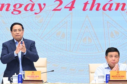 Thủ tướng Phạm Minh Chính dự và chủ trì phiên họp Ban Chỉ đạo của Chính phủ về phát triển khoa học-công nghệ và đổi mới sáng tạo, chuyển đổi số và Đề án 06.