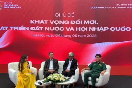 Các diễn giả tham dự Tọa đàm.