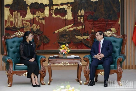 Thủ tướng Chính phủ Phạm Minh Chính tiếp Đại sứ Thái Lan tại Việt Nam Urawadee Sriphiromya. (Ảnh: Trần Hải)