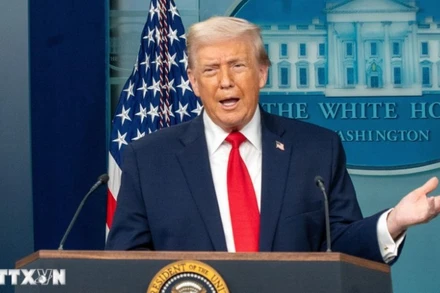 Tổng thống Mỹ Donald Trump phát biểu tại Nhà Trắng. (Ảnh: THX/TTXVN)