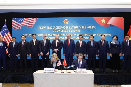 Vietnam Airlines đã ký hợp đồng mua 50 tàu bay thân hẹp Boeing 737-8 trị giá lên đến 8,1 tỷ USD tại Washington, D.C. (Hoa Kỳ), dưới sự chứng kiến của Tổng Bí thư Tô Lâm và đoàn đại biểu cấp cao.