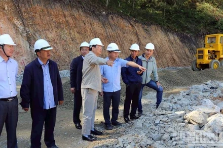 Lãnh đạo tỉnh Lâm Đồng kiểm tra công tác sửa chữa, khắc phục sự cố sạt lở tại đèo Prenn.