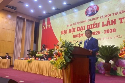 Phó Thủ tướng Chính phủ Trần Hồng Hà phát biểu ý kiến chỉ đạo Đại hội.