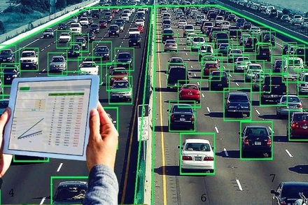 Hệ thống thu thập dữ liệu giao thông thông minh - minh họa cho việc tài khoản giao thông sẽ trở thành nguồn "tài nguyên" dữ liệu khổng lồ phục vụ quản trị và quy hoạch đô thị.