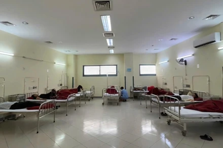 Các bệnh nhân đang được cấp cứu tại cơ sở 2 Bệnh viện Trung ương Huế.