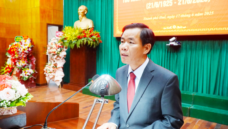 Đồng chí Phó Bí thư Thành ủy, Chủ tịch Ủy ban nhân dân thành phố Huế Nguyễn Văn Phương phát biểu tại buổi lễ. 6-2034.jpg