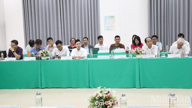 Các đại biểu dự hội thảo. ndo_br_img-3925-6924.jpg