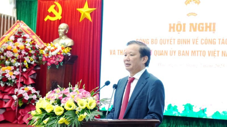 Đồng chí Bí thư Thành ủy Huế Lê Trường Lưu phát biểu chỉ đạo tại hội nghị. a3.jpg