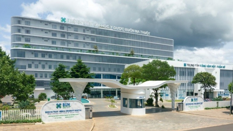 Nhiều bệnh viện tư nhân được thành lập trên địa bàn tỉnh, góp phần nâng cao chất lượng chăm sóc sức khỏe nhân dân trên địa bàn. img-1426-4006.jpg