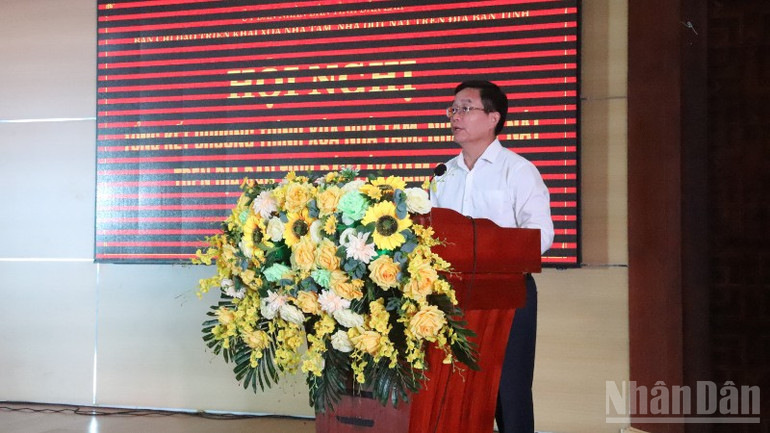 Bí thư Tỉnh ủy Đắk Lắk Nguyễn Đình Trung phát biểu tại hội nghị. ndo_br_img-4546-8350.jpg