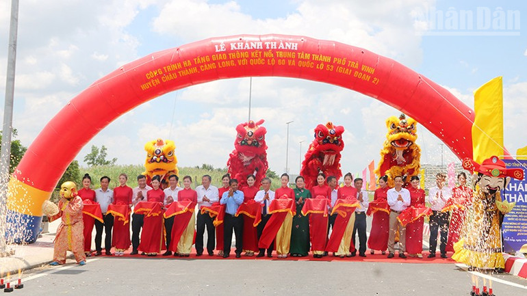 Khánh thành đường kết nối trung tâm thành phố Trà Vinh, tỉnh Trà Vinh (cũ). ndo_tr_chieu2.jpg