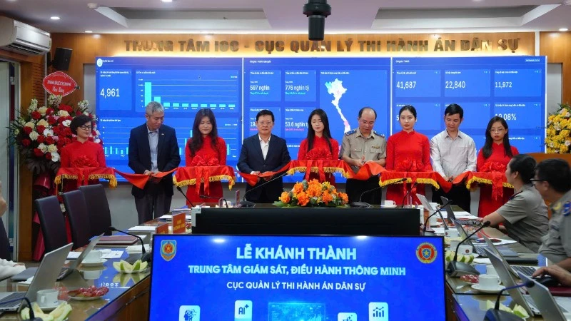Bộ Tư pháp khánh thành Trung tâm Giám sát, điều hành thông minh cho thi hành án dân sự