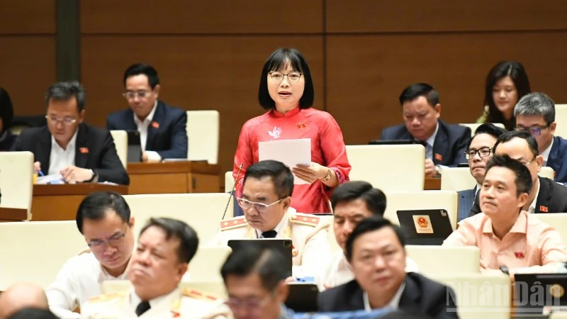 Quốc hội thảo luận sôi nổi về ngưỡng doanh thu chịu thuế mới cho hộ kinh doanh