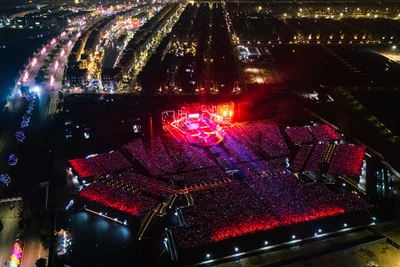 Toàn cảnh concert nhìn từ trên cao. (Ảnh: Yeah1)