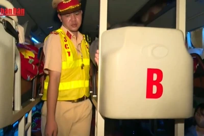 [Video] Tổng kiểm soát phương tiện kinh doanh vận tải đường bộ và đường thủy trên toàn quốc 