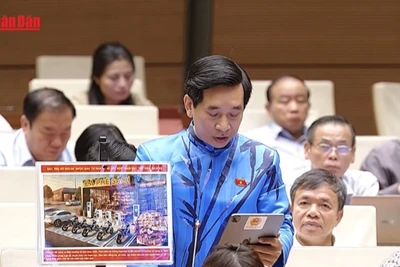 [Video] Đề xuất chuyển đổi trụ sở dôi dư sau sáp nhập thành thư viện, bãi đỗ xe thông minh