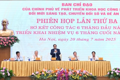 Thủ tướng Phạm Minh Chính dự và chủ trì Phiên họp Ban Chỉ đạo về phát triển khoa học công nghệ, chuyển đổi số và Đề án 06.