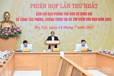 Thủ tướng Phạm Minh Chính - Trưởng Ban Chỉ đạo Phòng thủ dân sự quốc gia về công tác phòng, chống thiên tai và tìm kiếm cứu nạn năm 2025 chủ trì phiên họp.