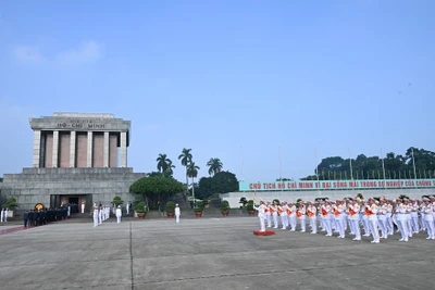 Lăng Chủ tịch Hồ Chí Minh.