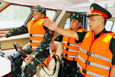 Tăng cường tuần tra trên Vịnh Hạ Long