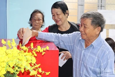 Cử tri tỉnh Quảng Ngãi gửi gắm niềm tin và kỳ vọng vào lá phiếu.