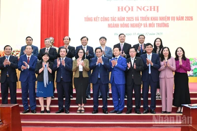 Thủ tướng Phạm Minh Chính và các đại biểu tham dự hội nghị.