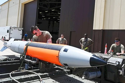 Một tên lửa mang đầu đạn hạt nhân chiến thuật của quân đội Mỹ. Ảnh: DEFENSE NEWS